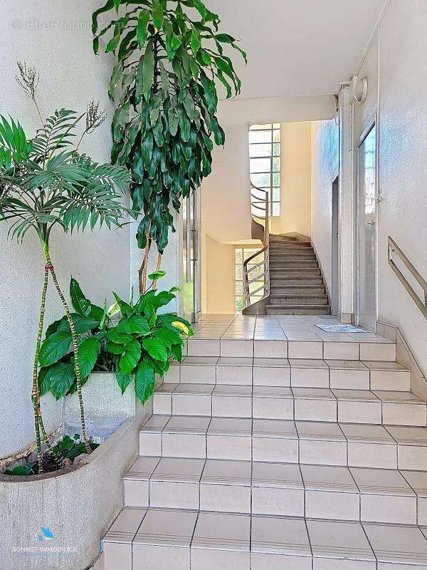 Appartement loué type T2 bis - 1 chambre - 72 m² - photo 12