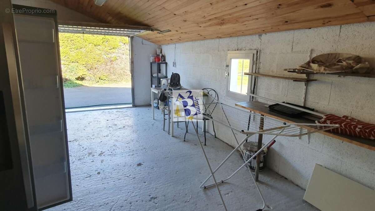 Maison à GARAT
