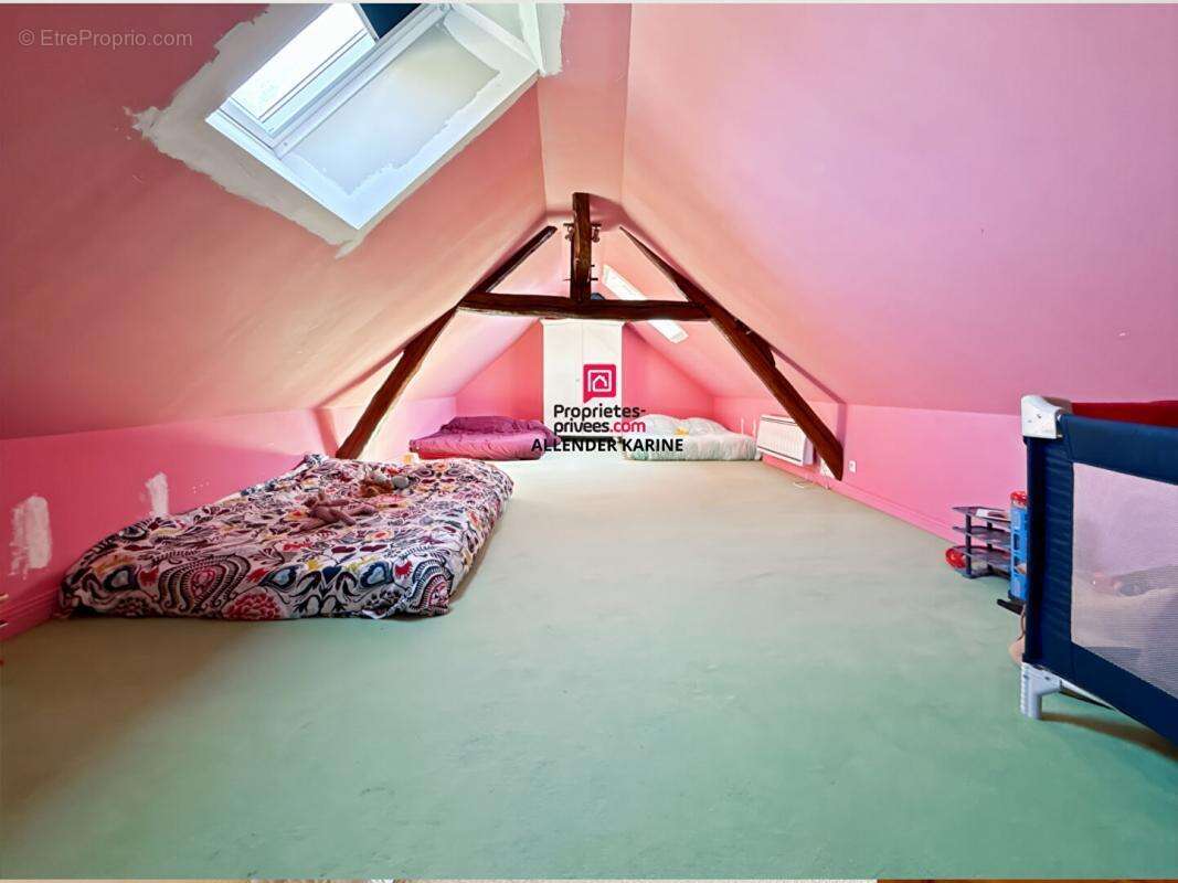 Maison à THORIGNY-SUR-OREUSE