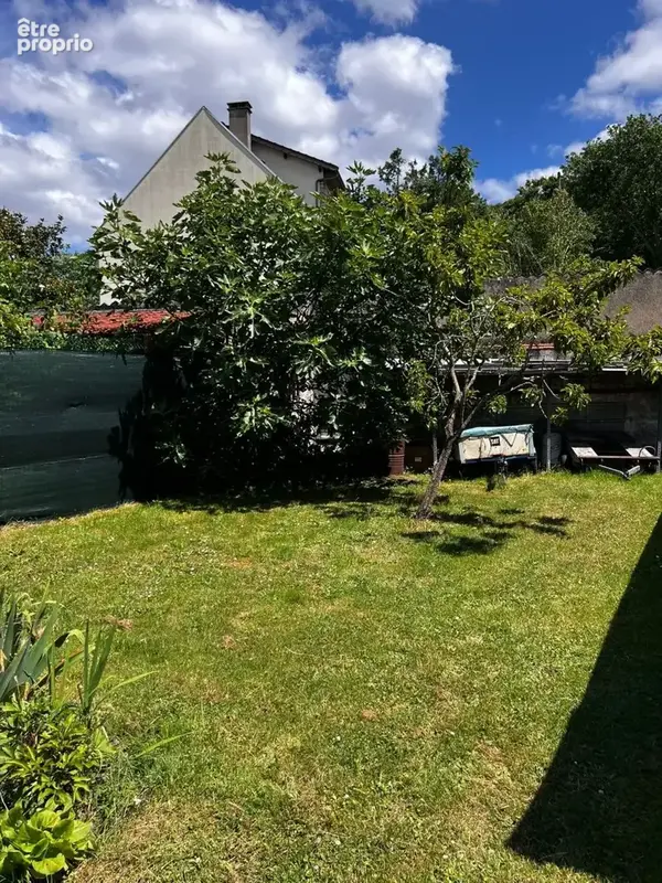 Terrain à bâtir de 300 m² à DRAVEIL (91) - photo 2