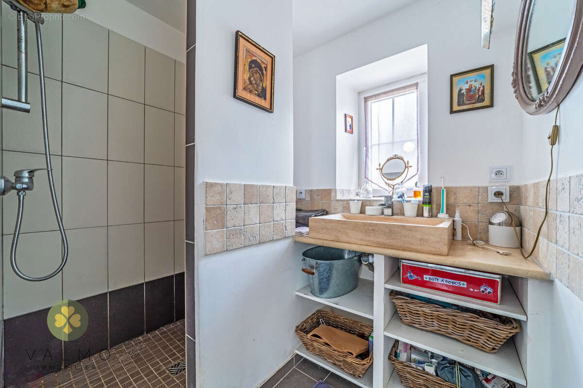 Maison à BAZAINVILLE