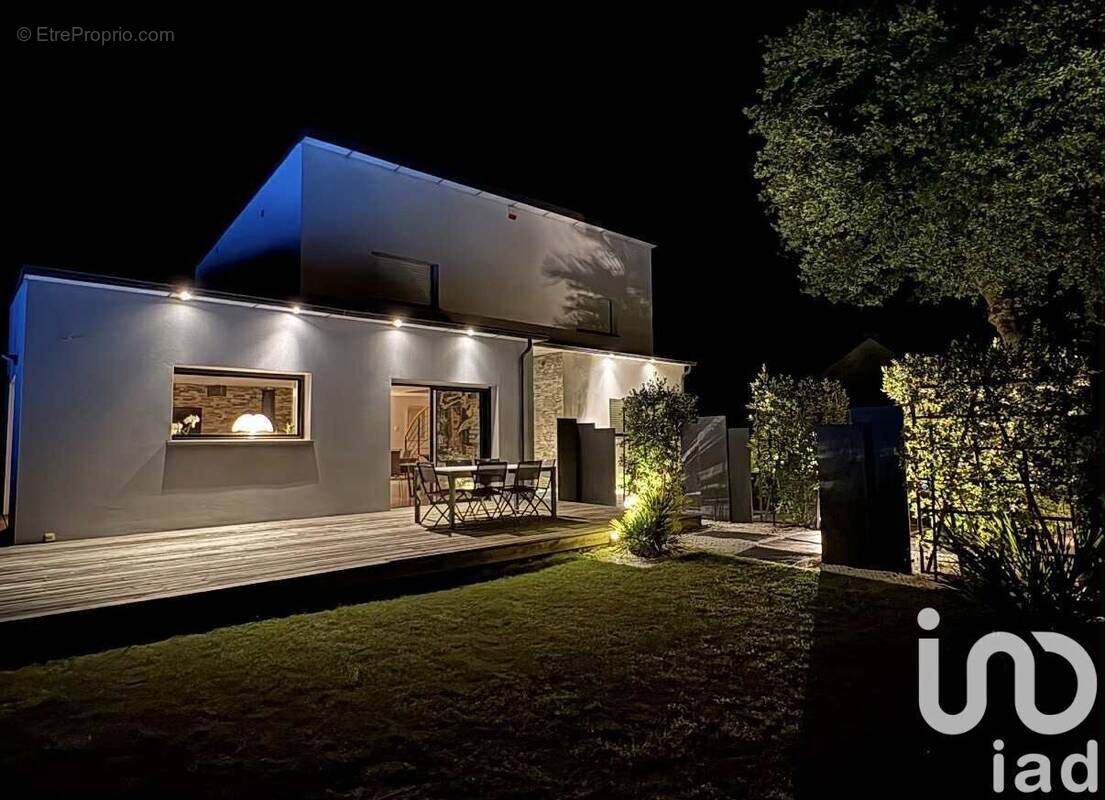 Photo 1 - Maison à BAINS-SUR-OUST