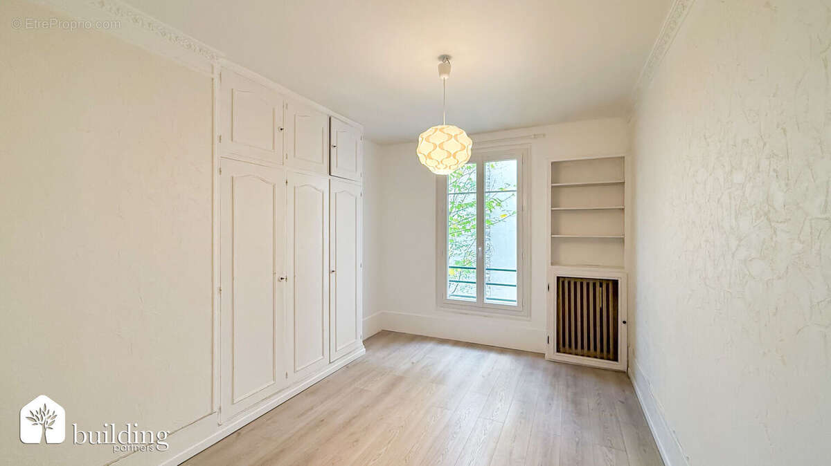 Appartement à NEUILLY-SUR-SEINE