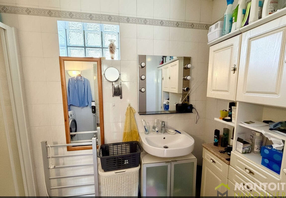 Appartement à THIAIS
