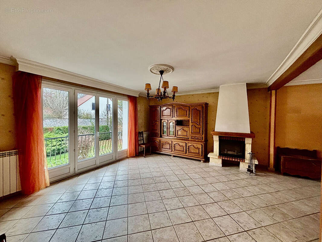 Maison à SAINT-VRAIN