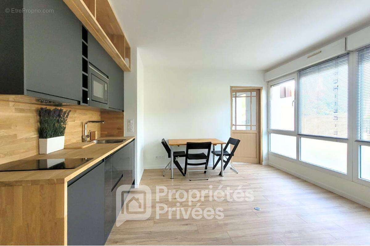 Appartement à GIF-SUR-YVETTE