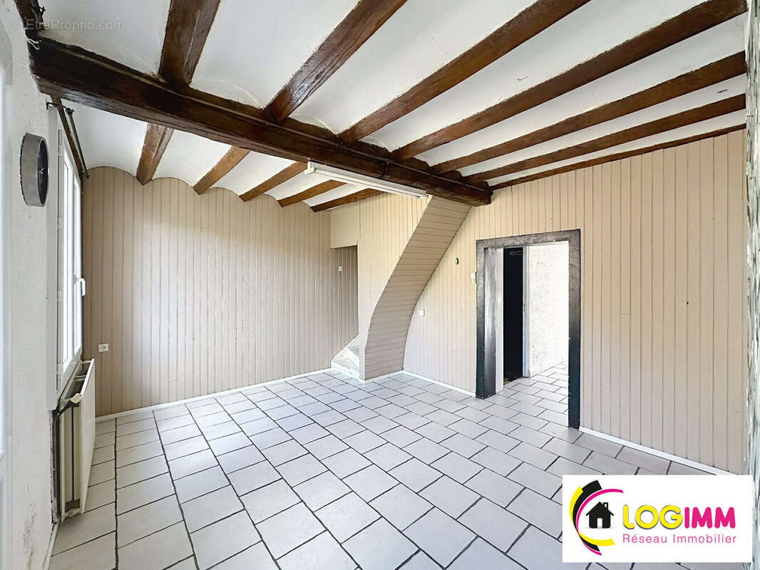 Maison 80 m² à Vieux-Conde  - photo 4