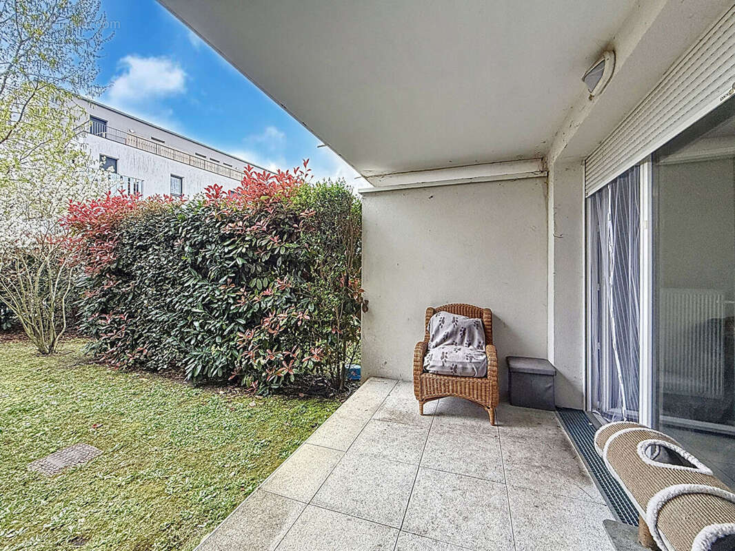 Appartement à VILLENAVE-D&#039;ORNON