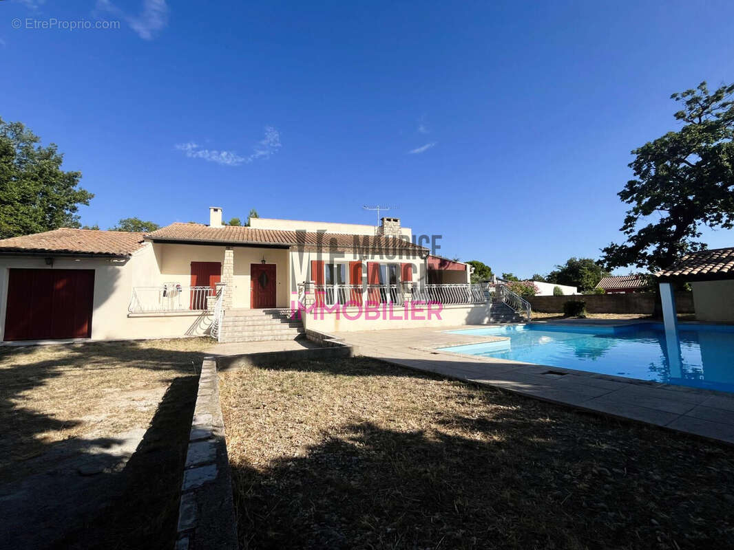 Maison à CAUMONT-SUR-DURANCE