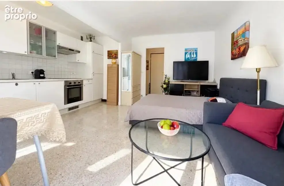 Studio meublé à vendre à antibes – 26,47 m² avec cave – centre-ville, plages et port vauban à proximité - photo 2