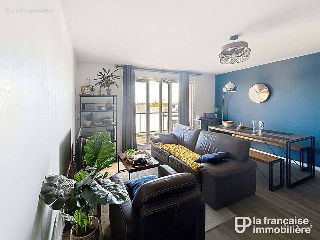 Appartement à THORIGNE-FOUILLARD