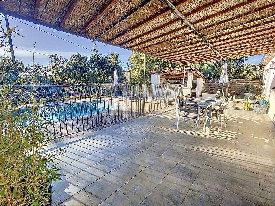 Maison à BOISSET-ET-GAUJAC