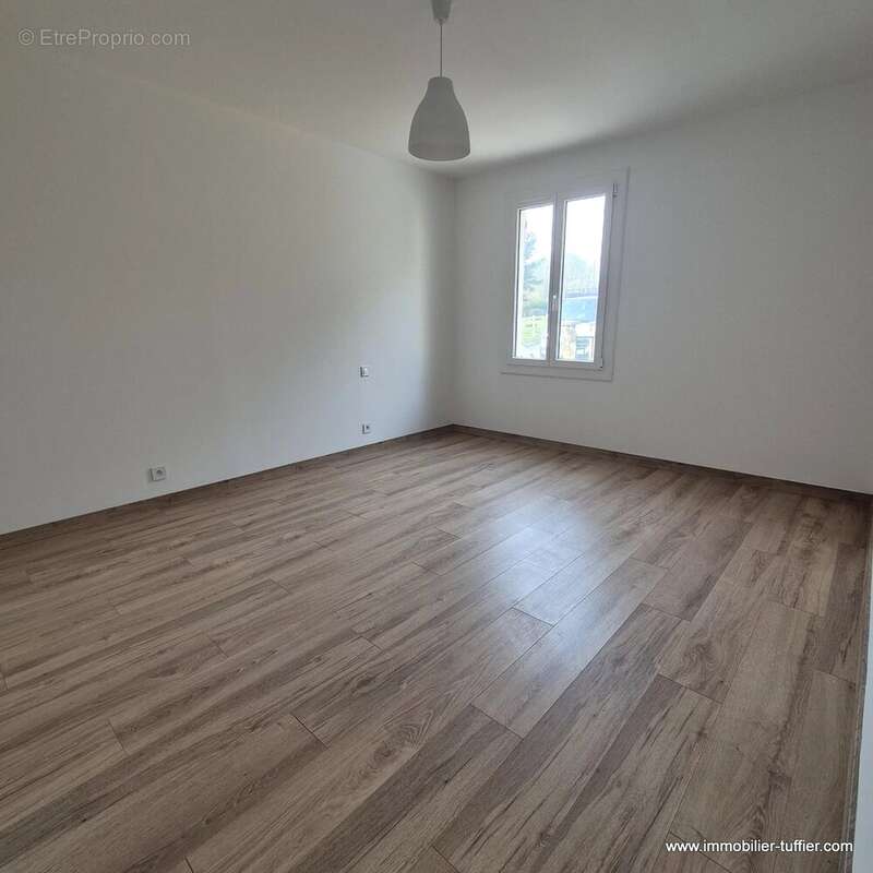 Maison familiale renovee - photo 9