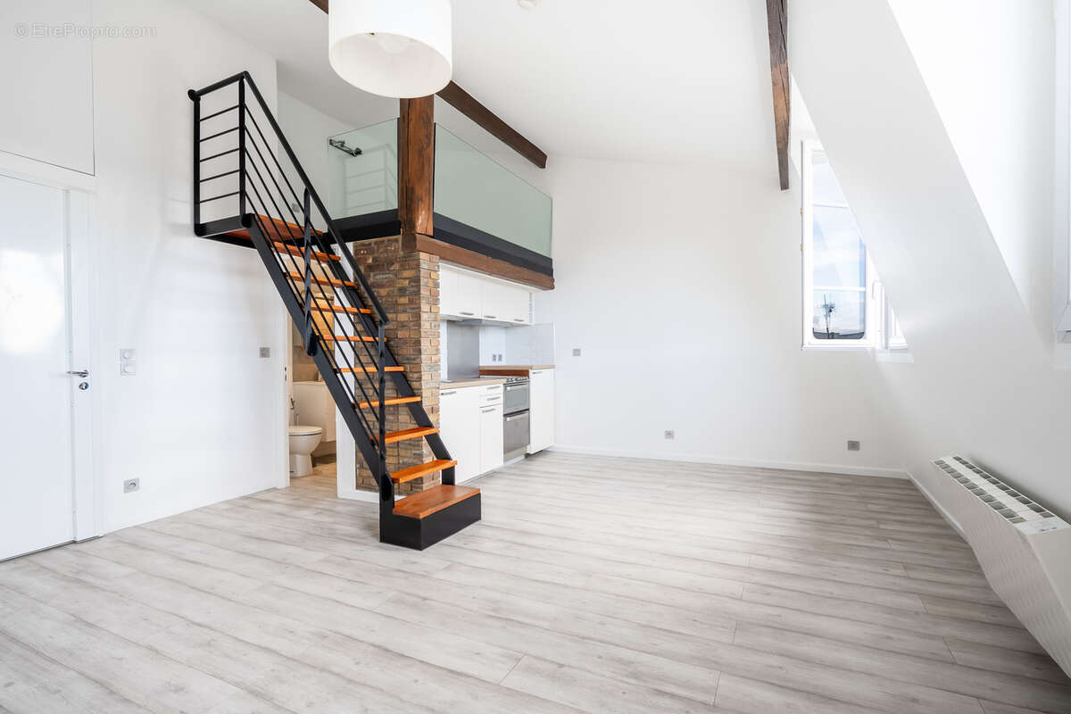 Superbe studio Place de la Nation (12ème) - 35m2 - 7ème et dernier étage - photo 2