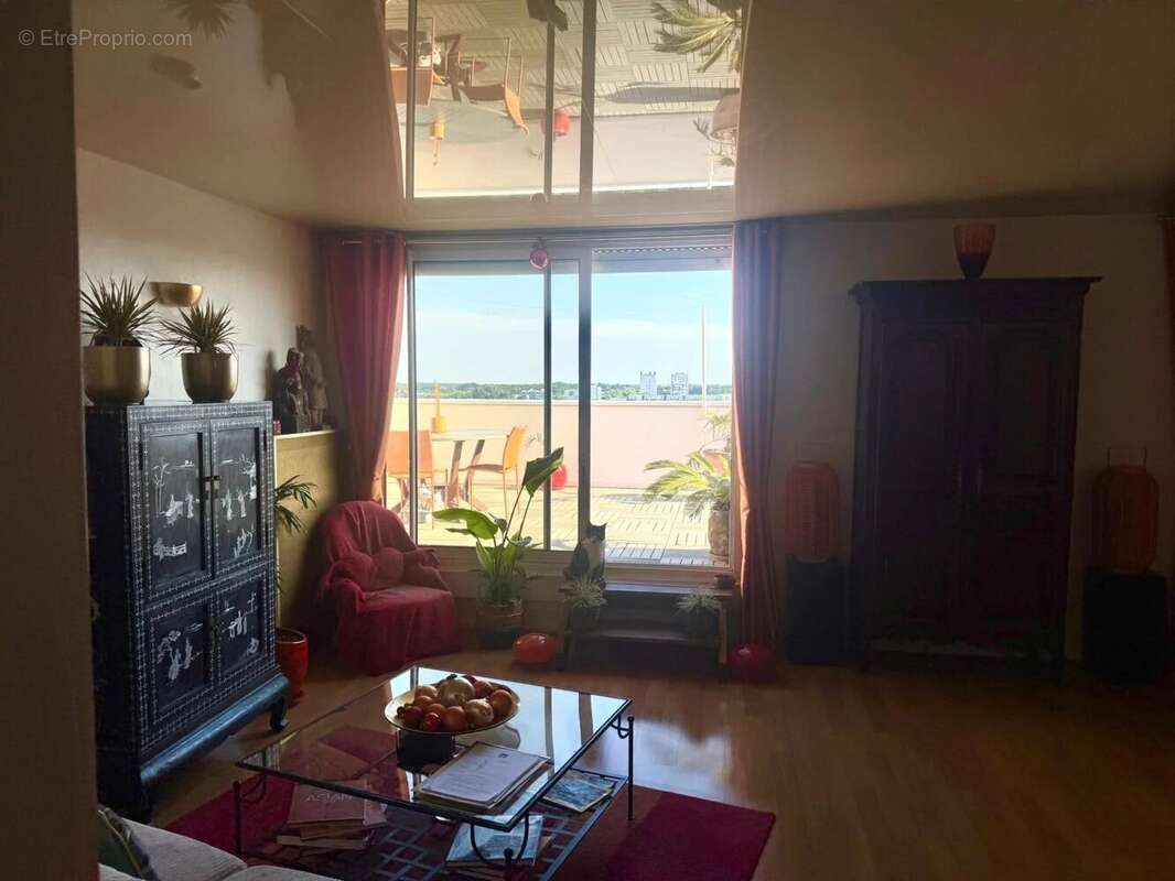 Appartement à JOUE-LES-TOURS