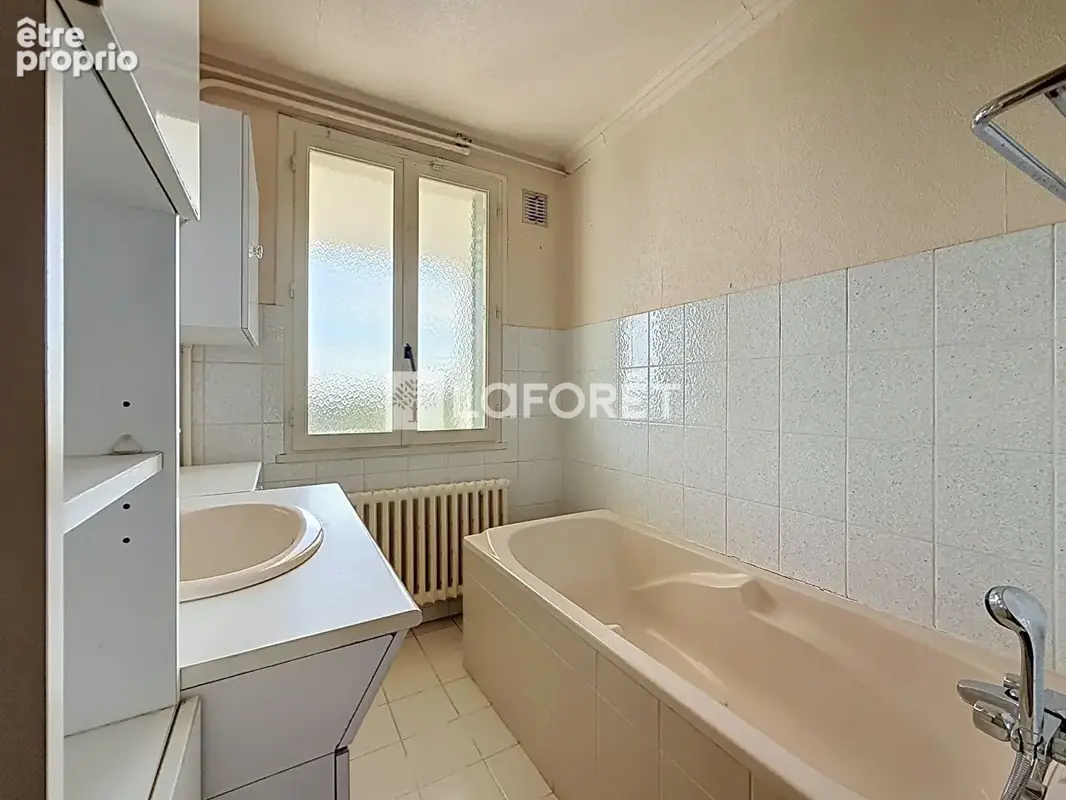 Le Plessis Robinson- Maison 4 pièces136 m2 - photo 8