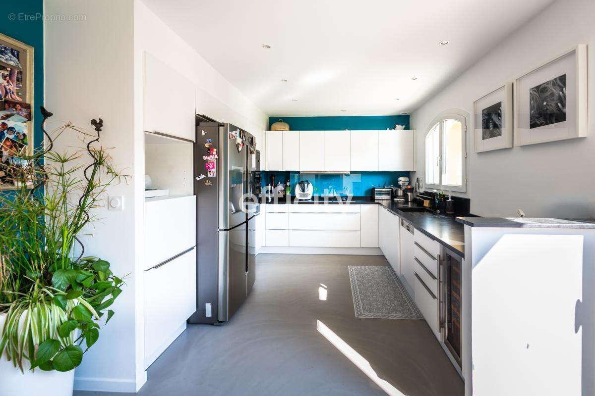 Maison à SAINT-CYR-AU-MONT-D'OR