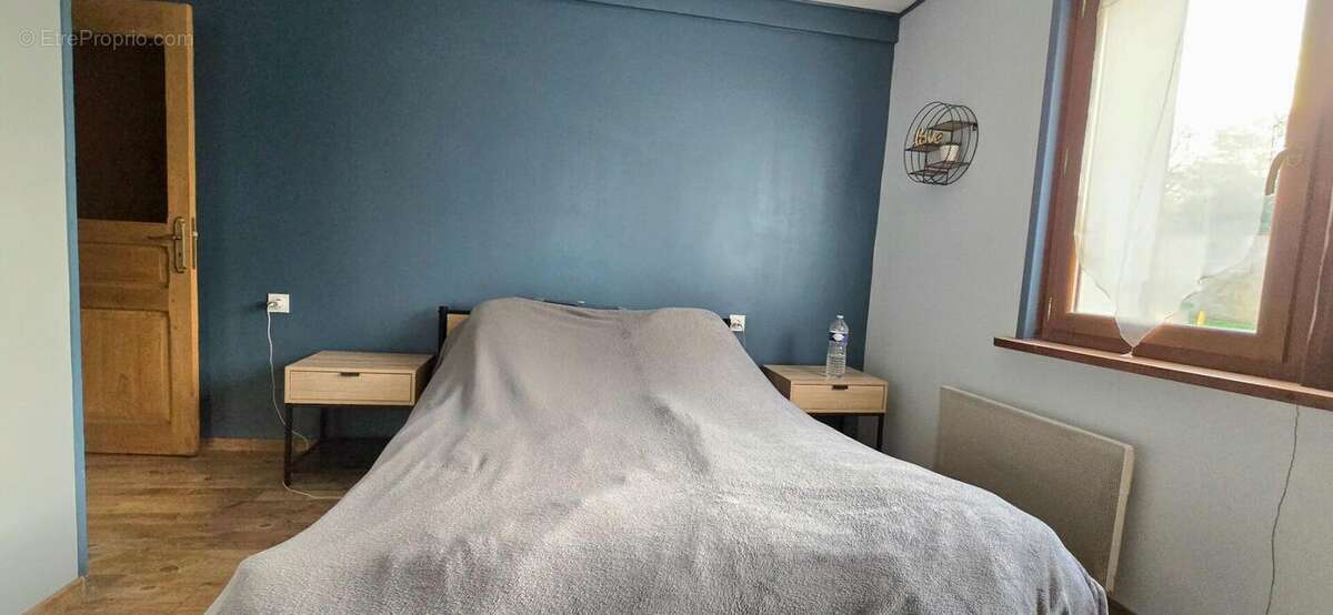 Maison à SAINT-MARTIAL-D'ARTENSET