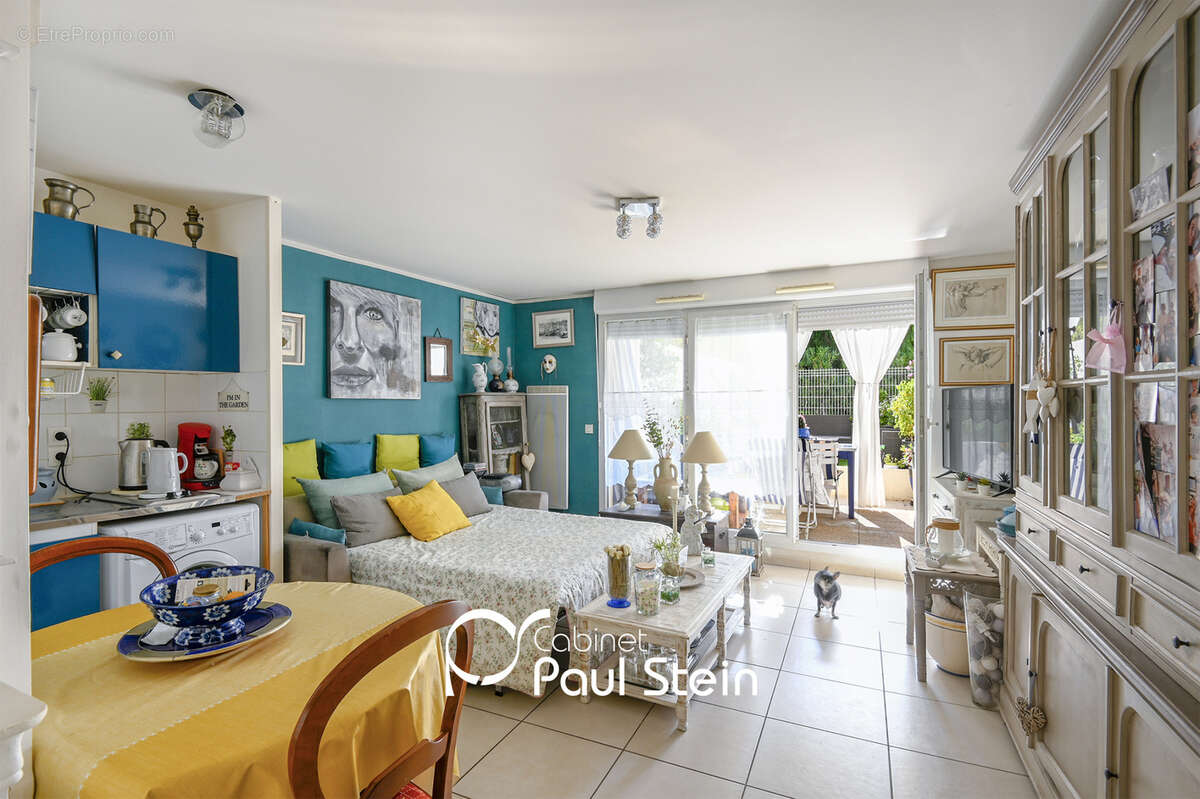 Appartement à MARSEILLE-8E