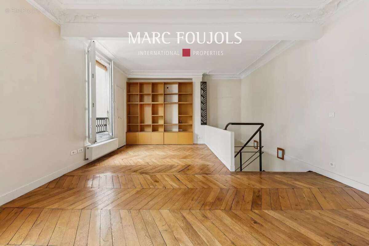 Appartement à PARIS-6E