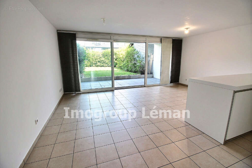 Appartement à CHENS-SUR-LEMAN