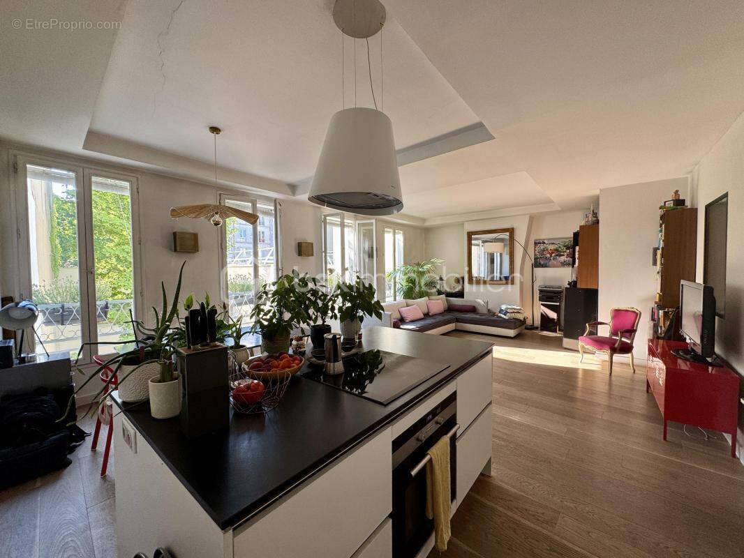 Appartement à PARIS-9E