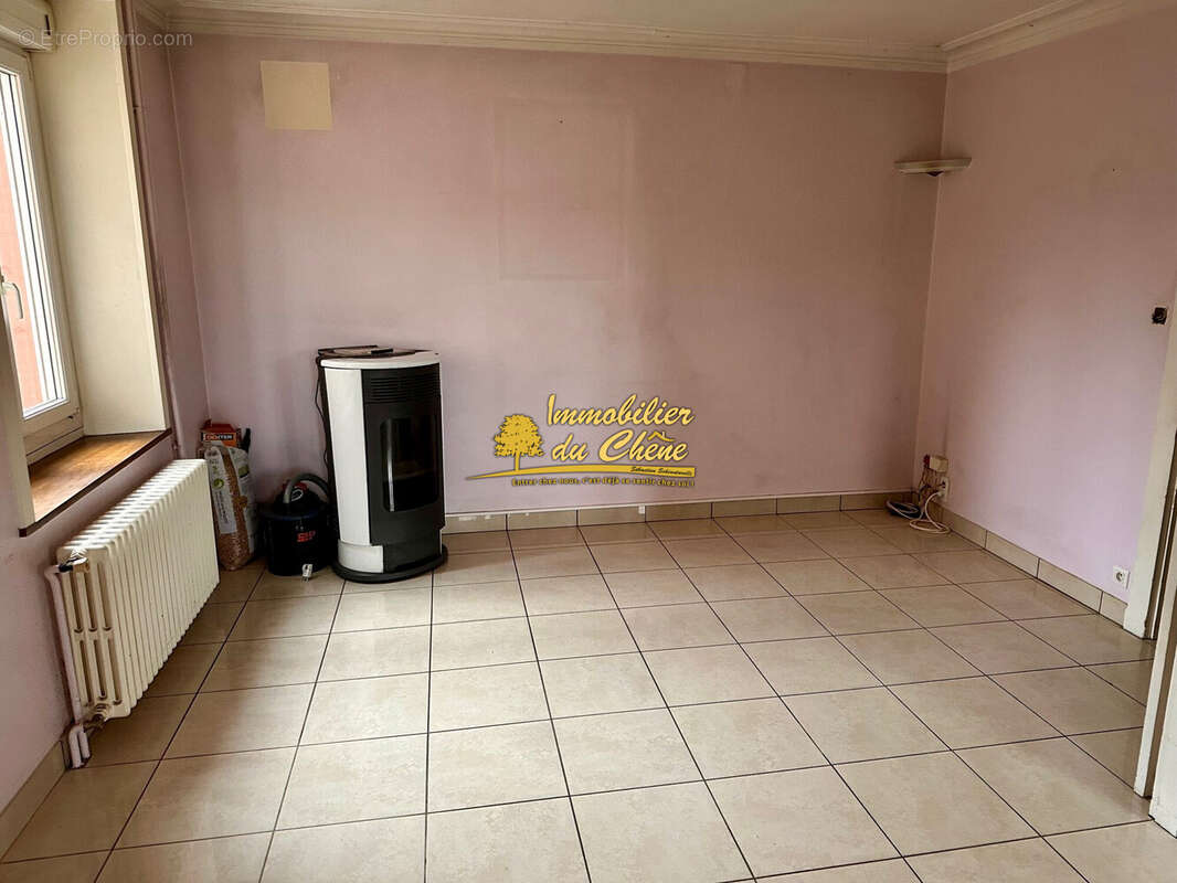 Maison à AILLEVILLERS-ET-LYAUMONT