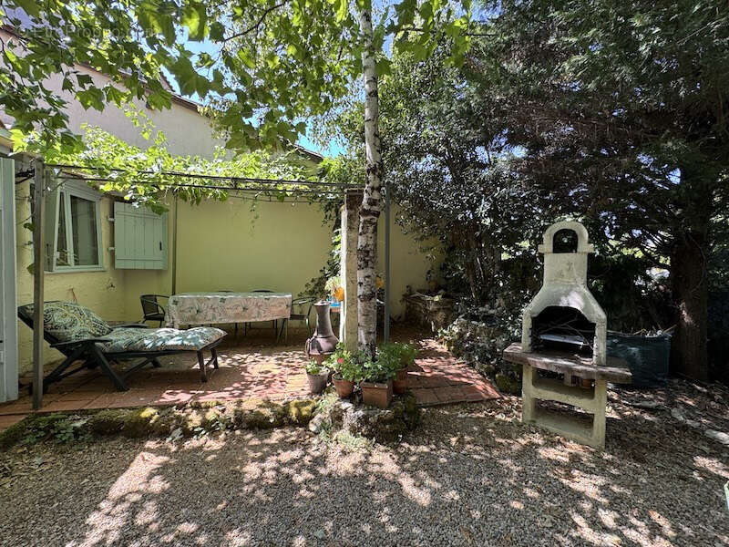 Maison de village avec jardin - photo 3
