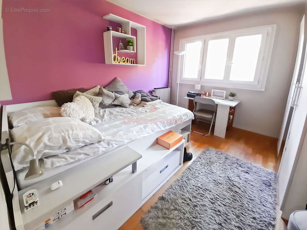 Appartement à LE RAINCY