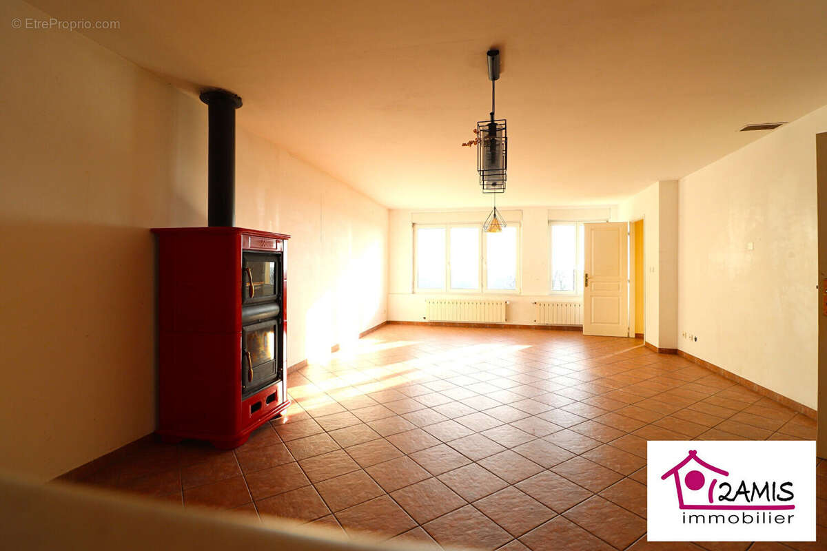 Maison à HOUDREVILLE