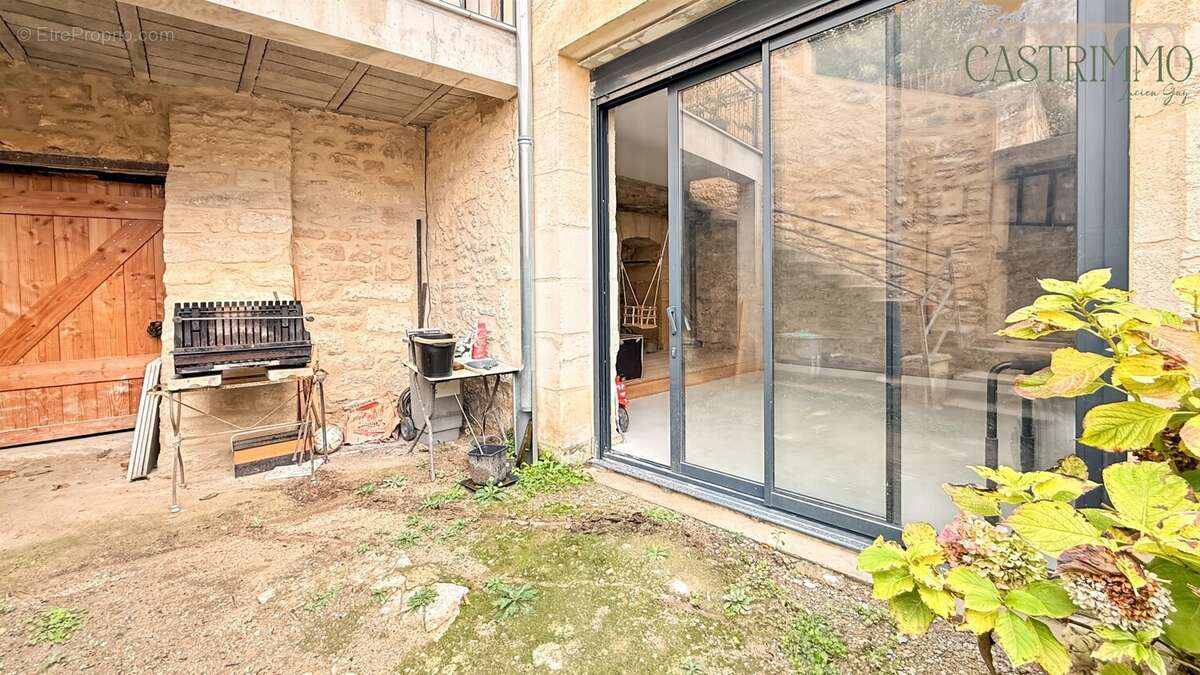 Maison à CASTRIES