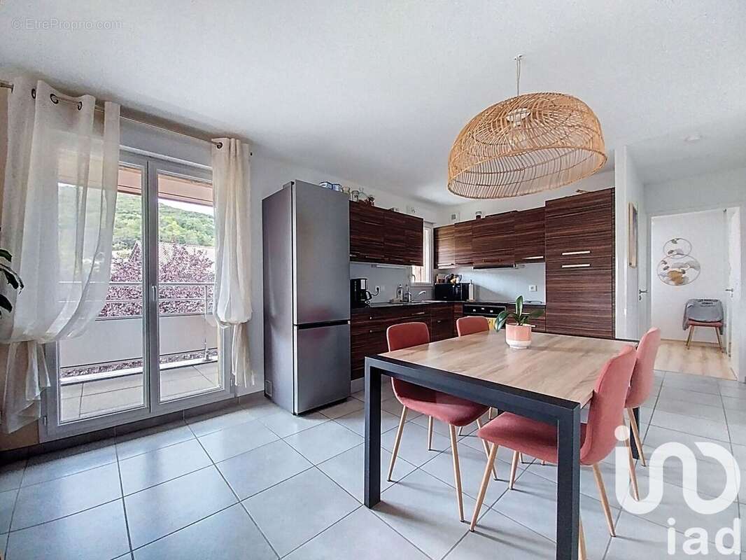 Photo 5 - Appartement à ALLONZIER-LA-CAILLE