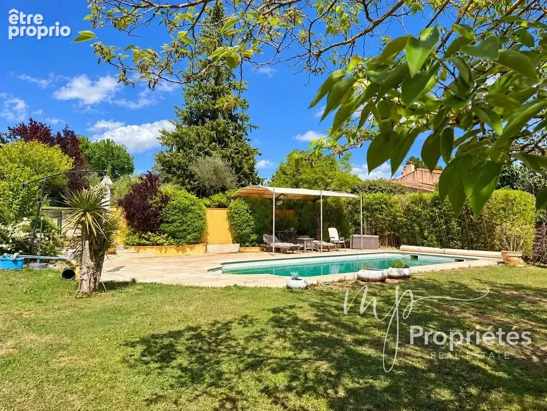 A vendre  villa a salernes – propriété familiale avec piscine et studio indépendant - photo 3