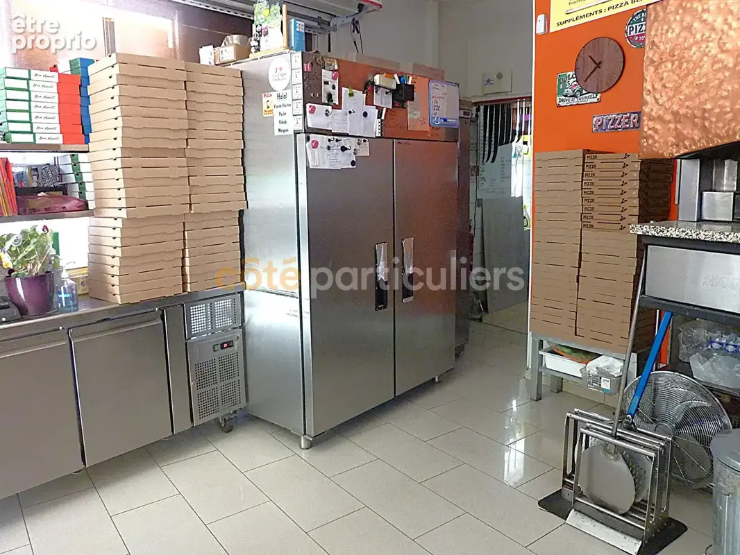 Saint-Raphaël, Fonds de commerce vente de PIZZAS et boissons à emporter emplacement N°1 - photo 3