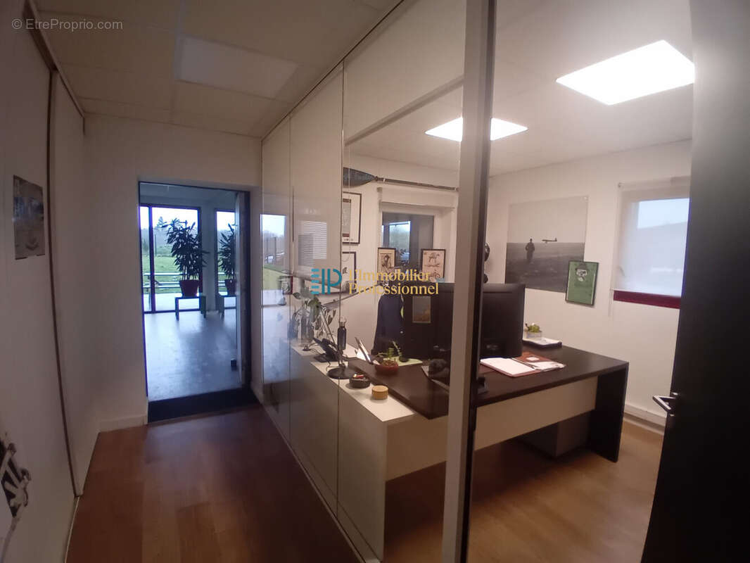 Commerce à PLUGUFFAN