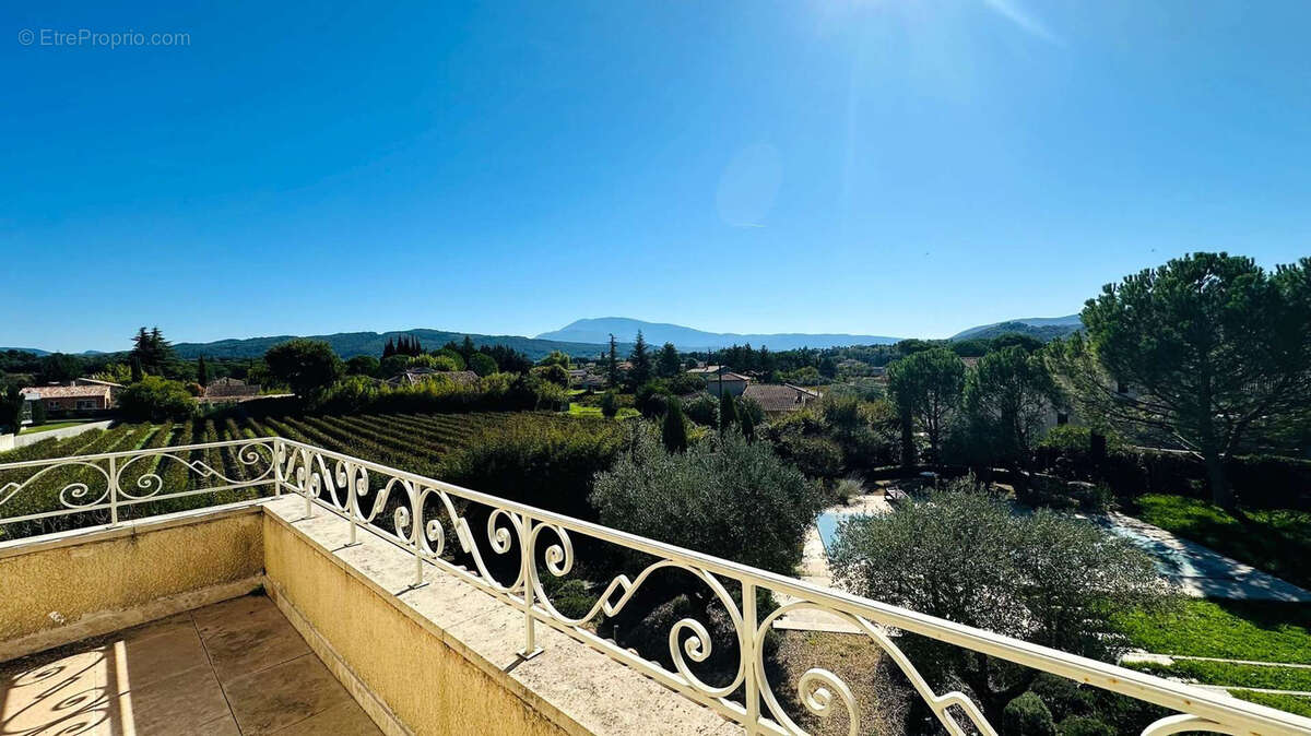 Maison à VAISON-LA-ROMAINE