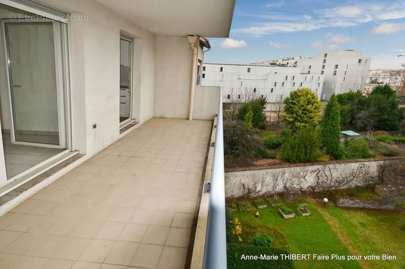 Appartement à LYON-7E