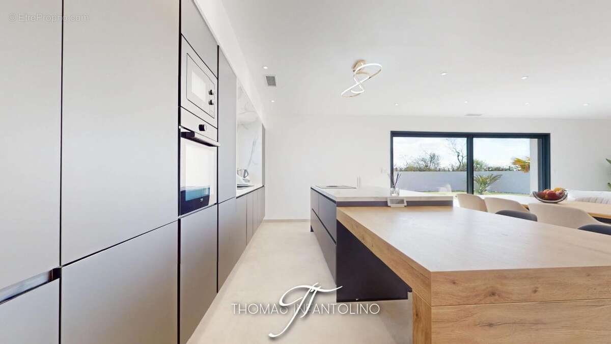 En exclusivite - plain pied - 4 chambres - piscine - garage - photo 6