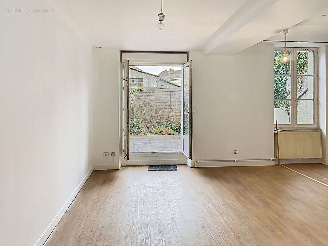 Appartement à FALAISE