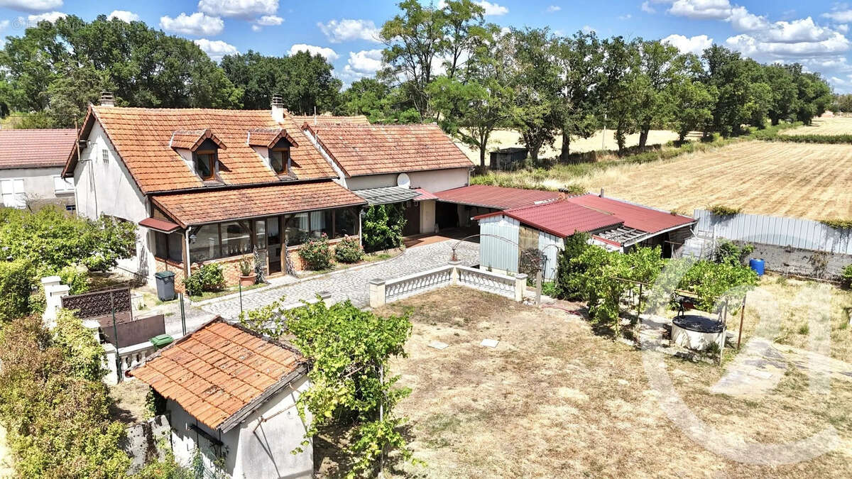Maison à AVERMES