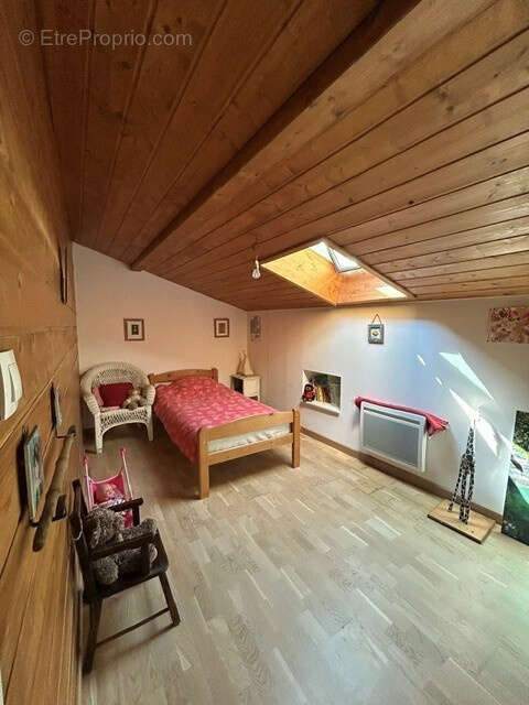 Propriété en Pierre 90m2 avec dépendances à VANOSC - photo 8