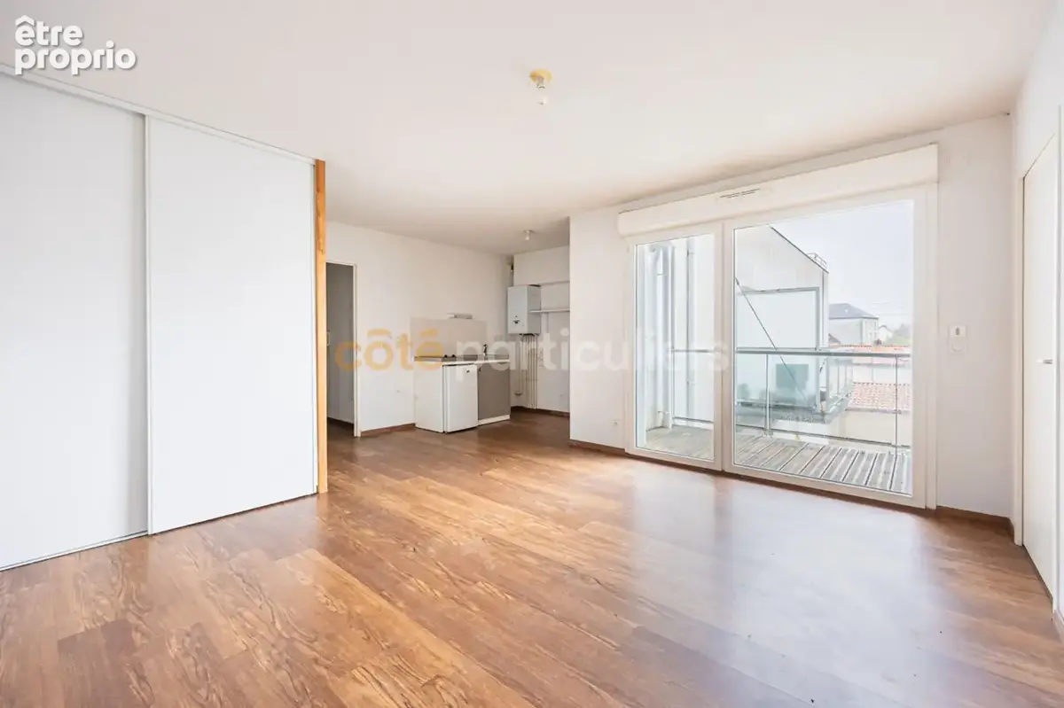 Nouveauté côté particuliers -- romanet -- deuxième étage -- 44m2 habitables -- parking - photo 3