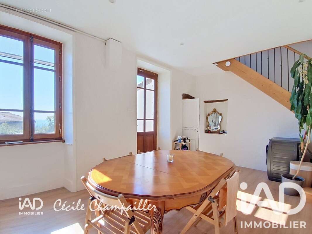 Photo 2 - Maison à CHUYER