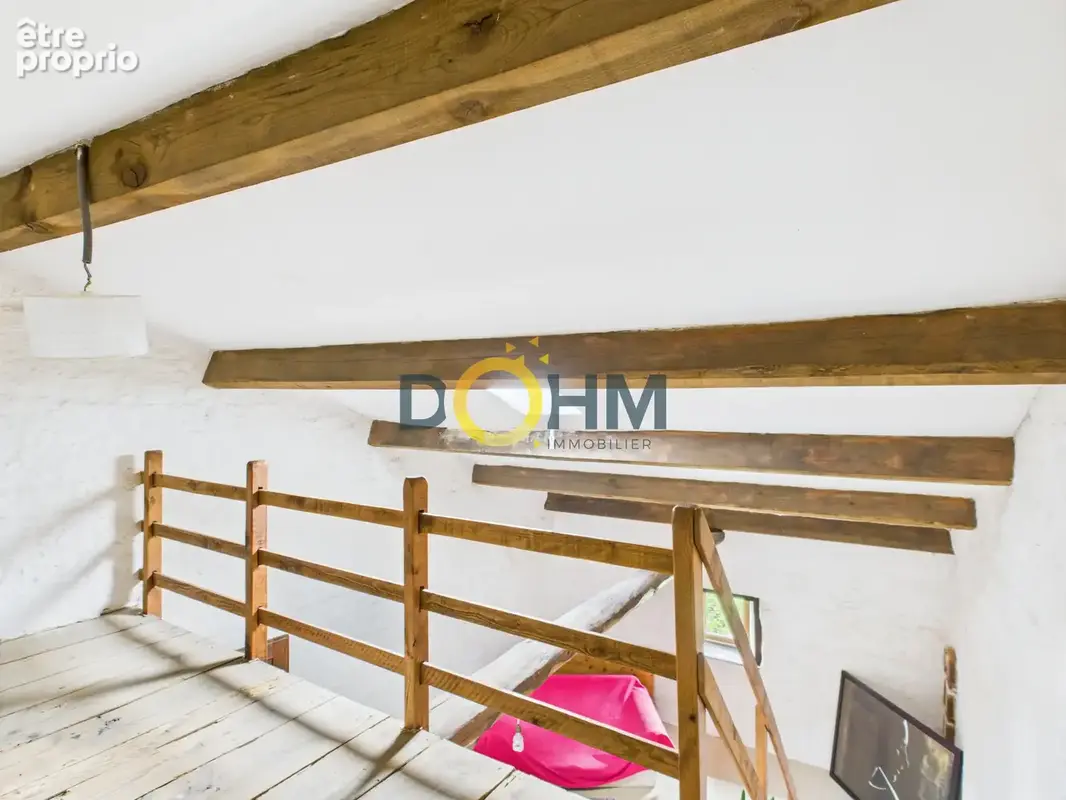 A vendre maison de bourg avec jardin et garage - photo 12