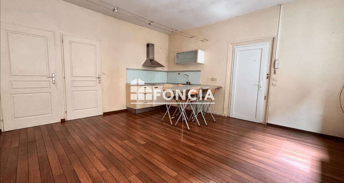 Appartement à BORDEAUX