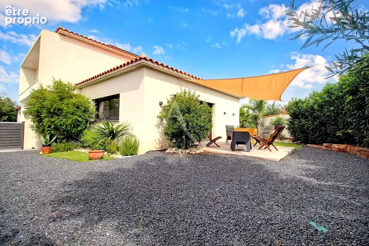 Villa  contemporaine de 150 m² de type f4 avec piscine sur terrain de 530 m² - photo 2
