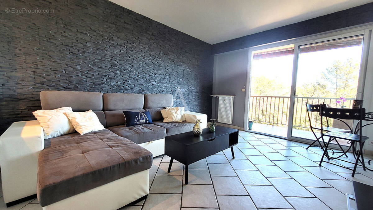 Appartement à PEYMEINADE