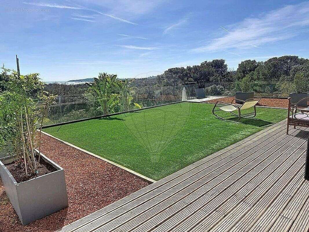 Appartement à VILLENEUVE-LOUBET