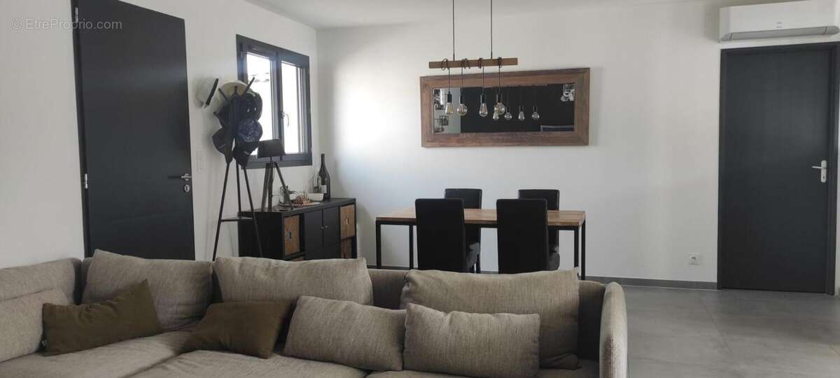 Maison à MEJANNES-LE-CLAP