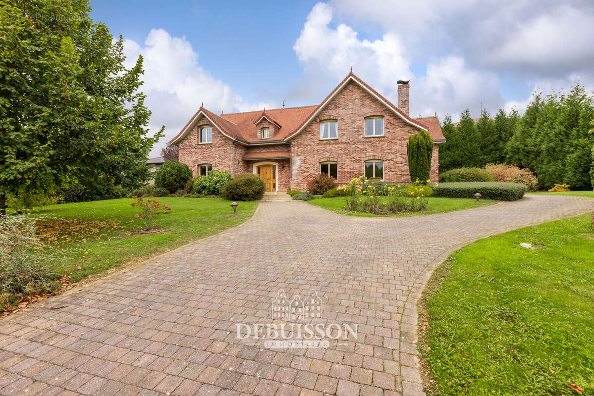 Maison à ANZIN-SAINT-AUBIN